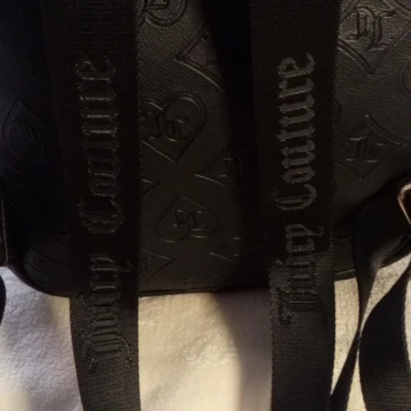JUICY COUTURE BLACK MEDIUM SIZE BACKPACK NEW W/ TAGS! - Picture 8 of 16